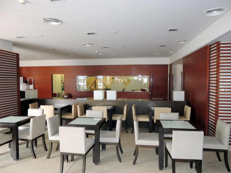Hotel Ruleta Augustus Salou Esterno foto